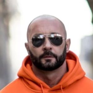 Meet your Posher, Robert